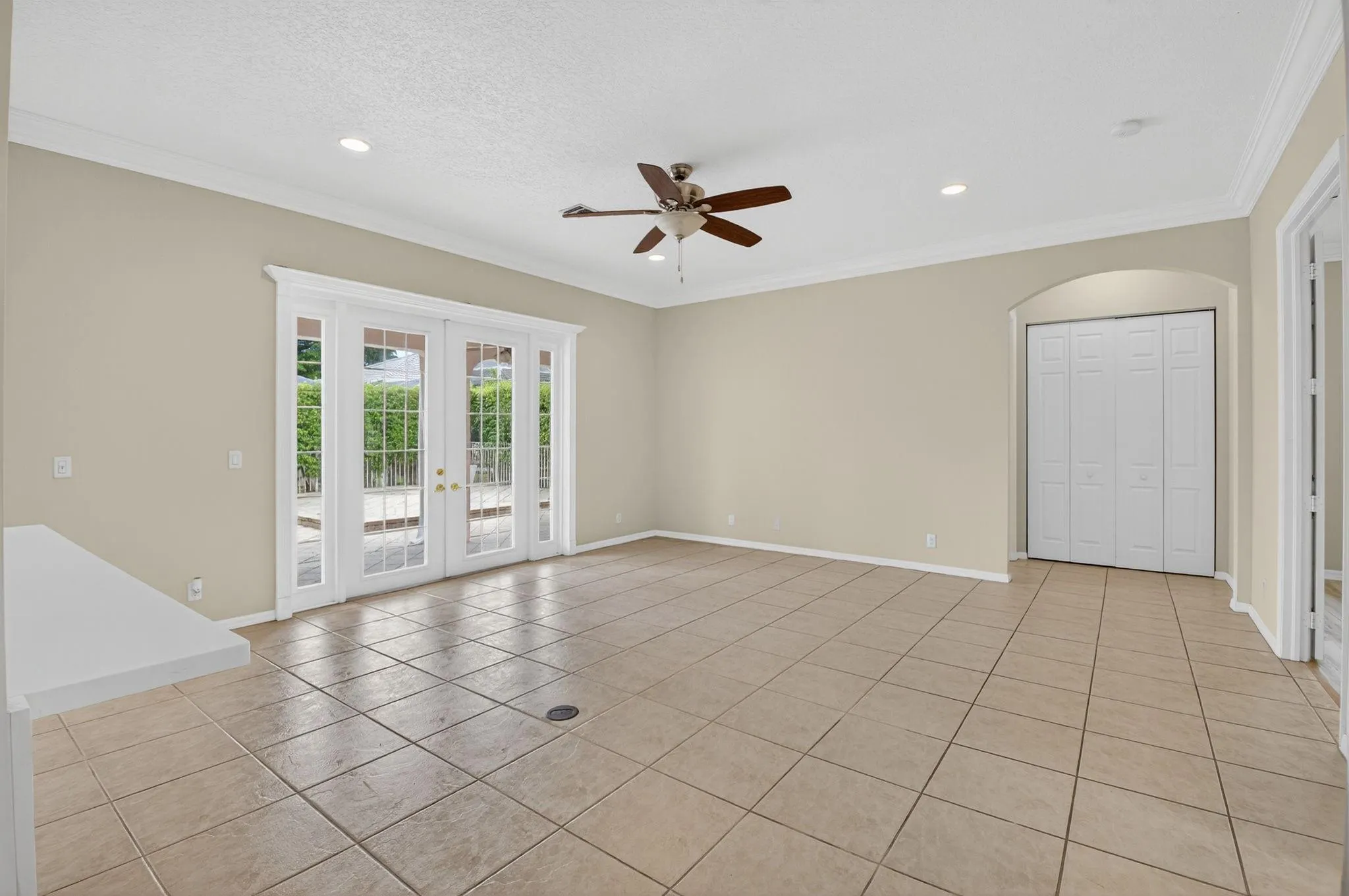 22194 Braddock Pl