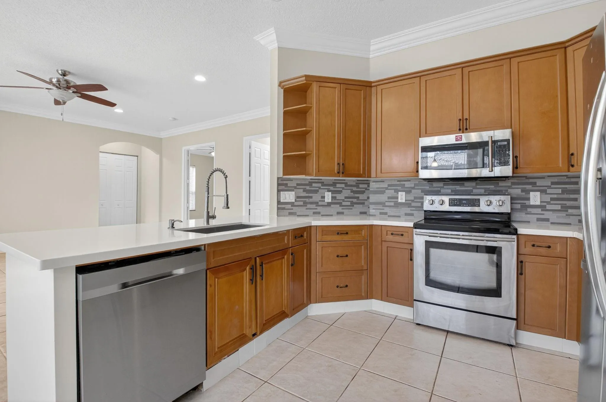 22194 Braddock Pl