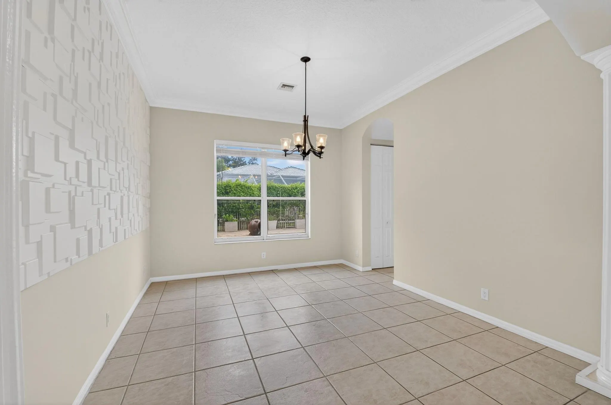 22194 Braddock Pl