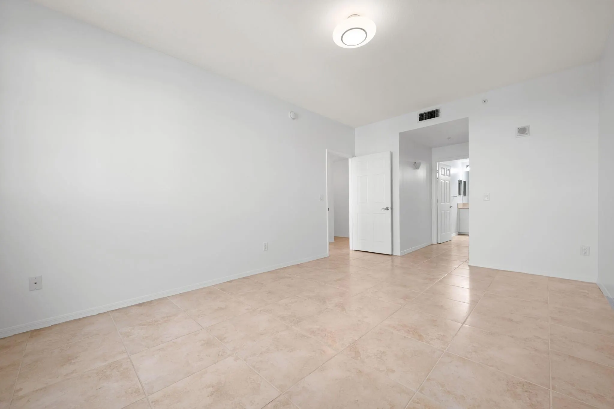 233 S Federal Highway, #515
