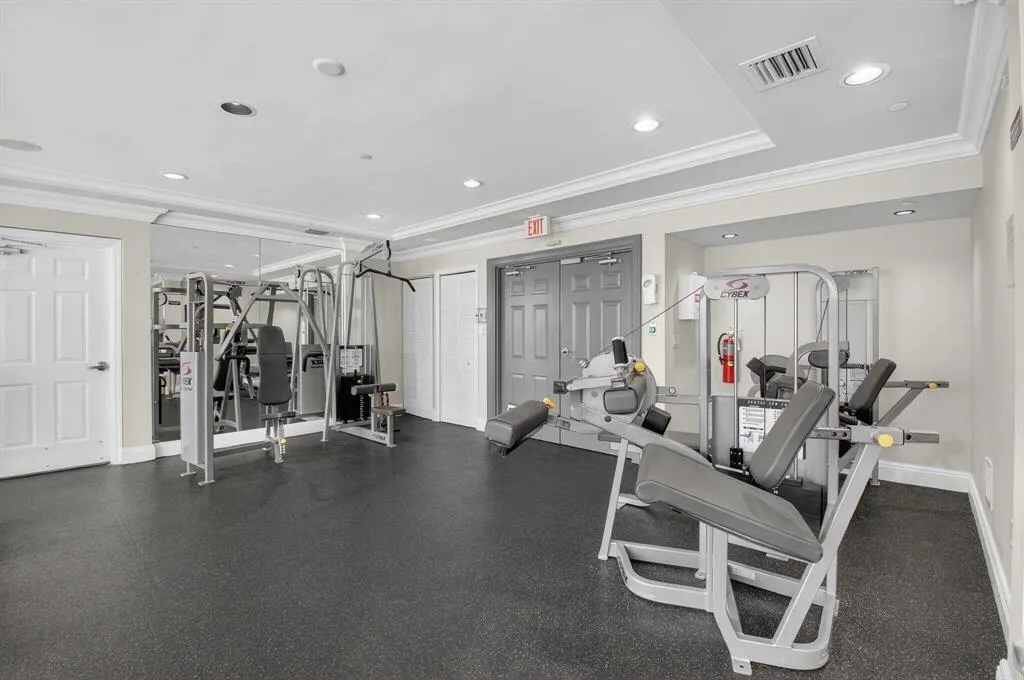 233 S Federal Highway, #515