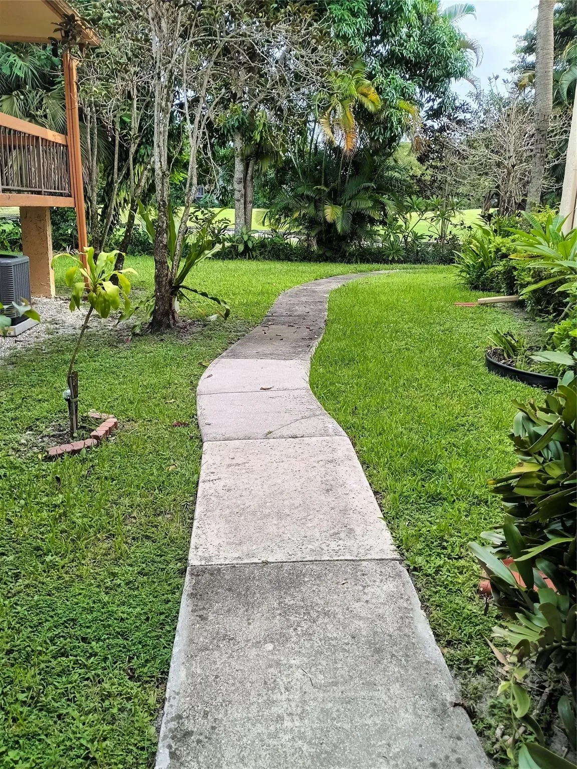 8390 Lagos De Campo Blvd, #206