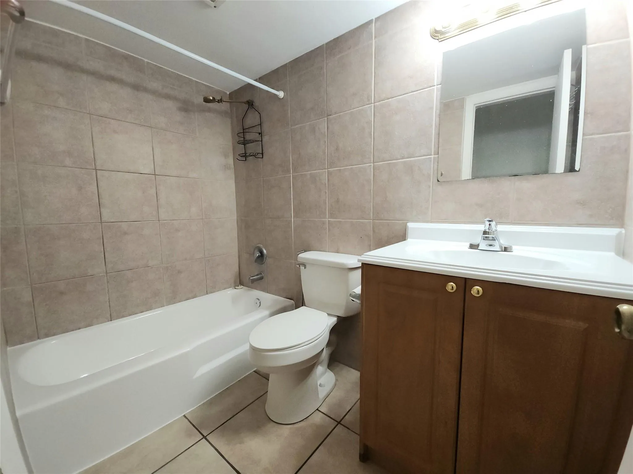 2607 NE 8th Ave, #7