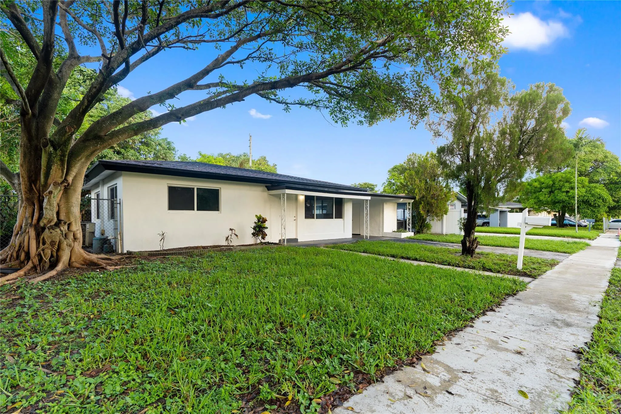 2001 NW 14th Ave