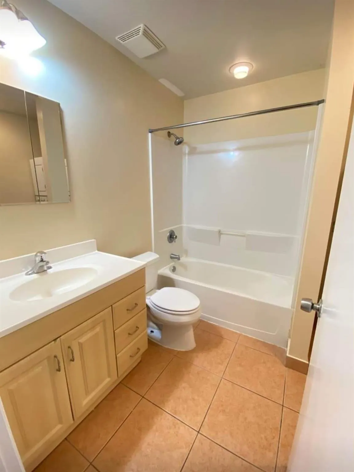 224 NE 19th Ave, #1