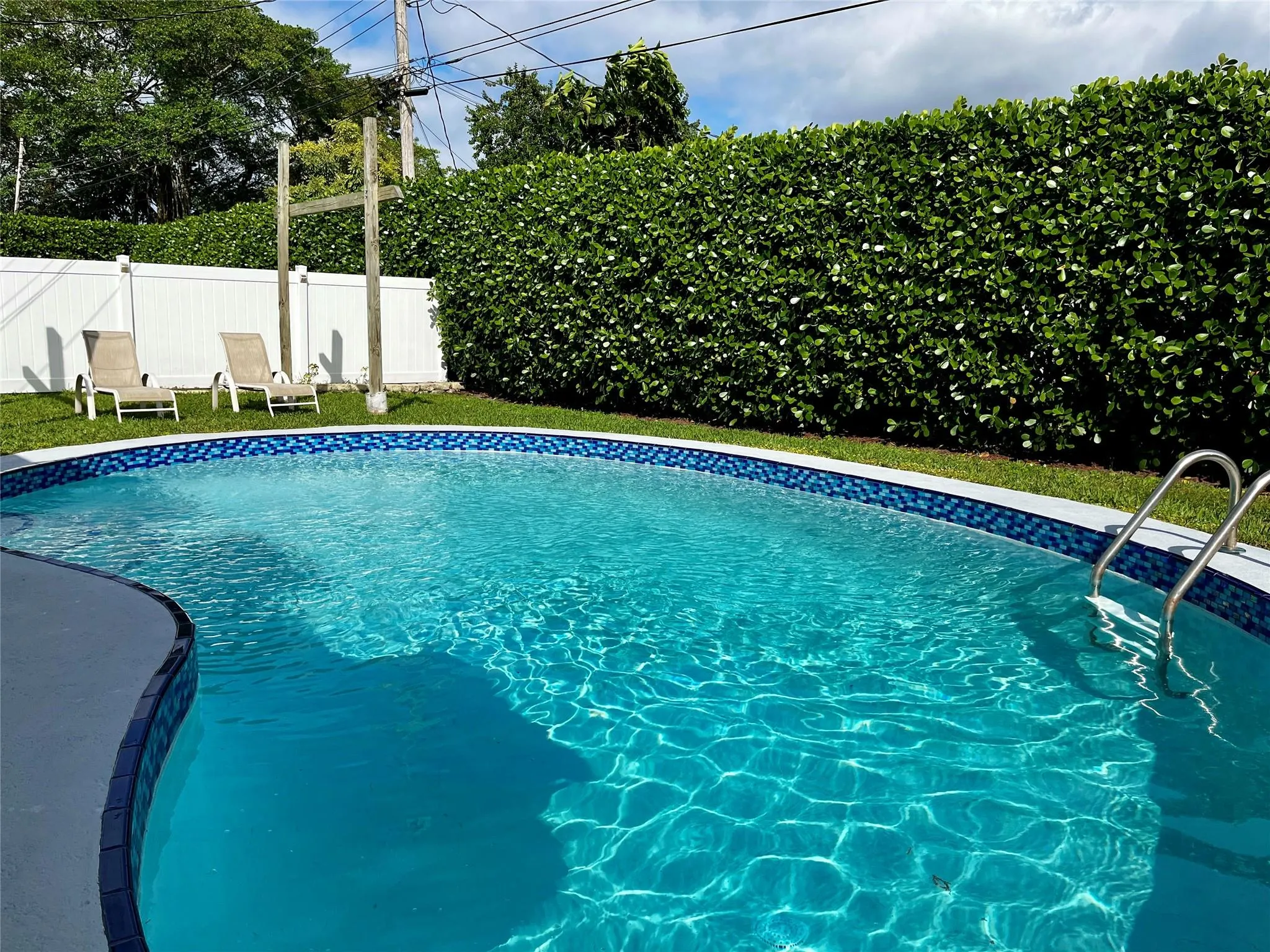 2678-2692 NW 65th Ave