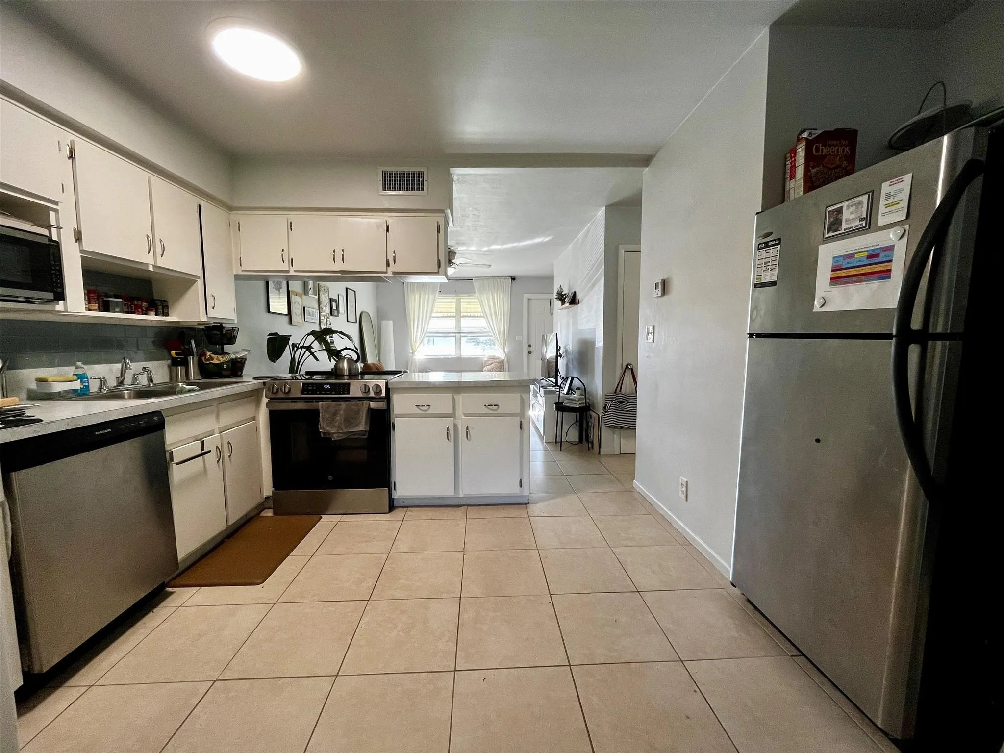 2678-2692 NW 65th Ave