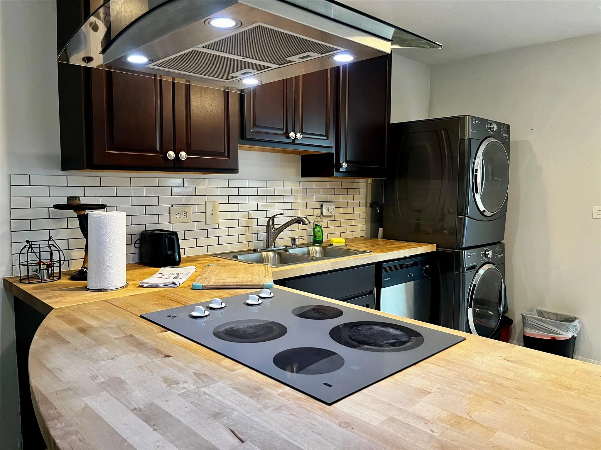 2678-2692 NW 65th Ave