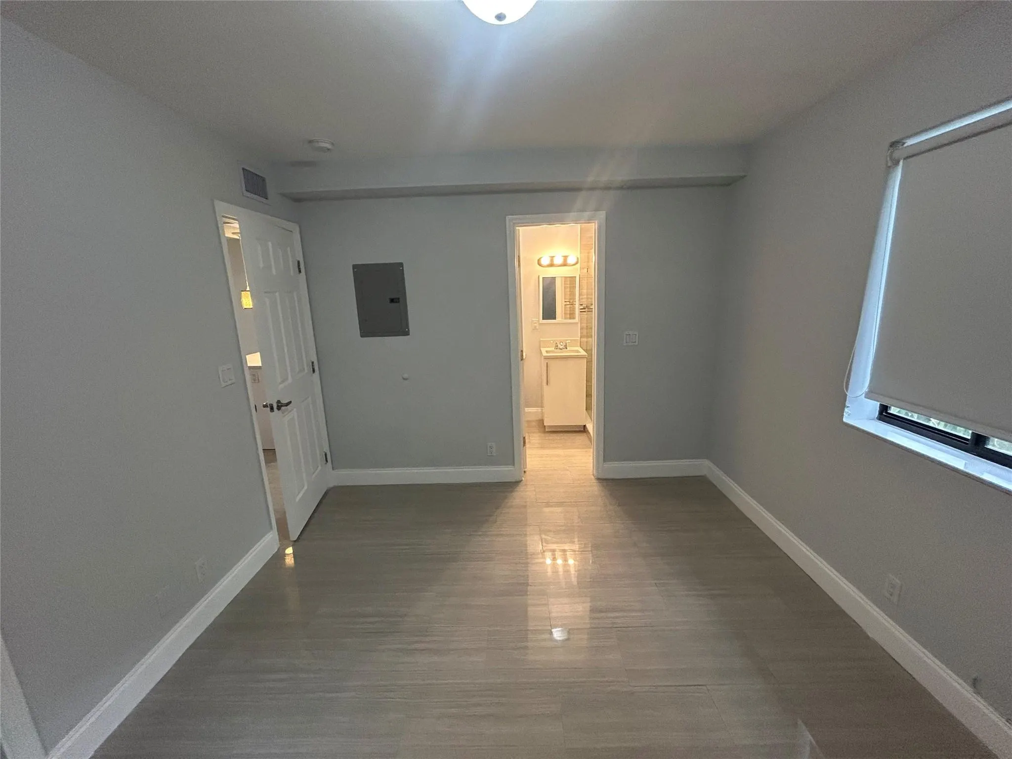 918 NE 15th Ave, #3