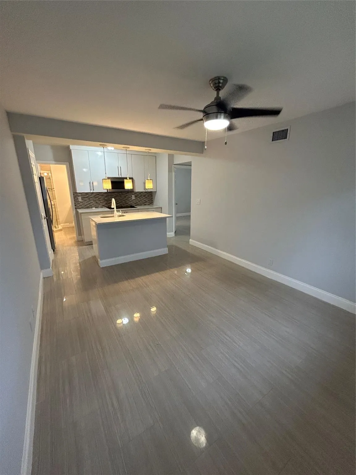 918 NE 15th Ave, #3