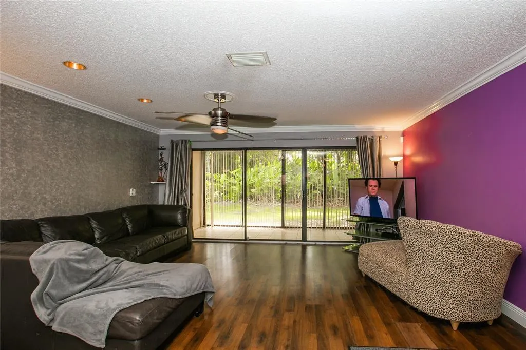 4154 NW 22nd St, #4154