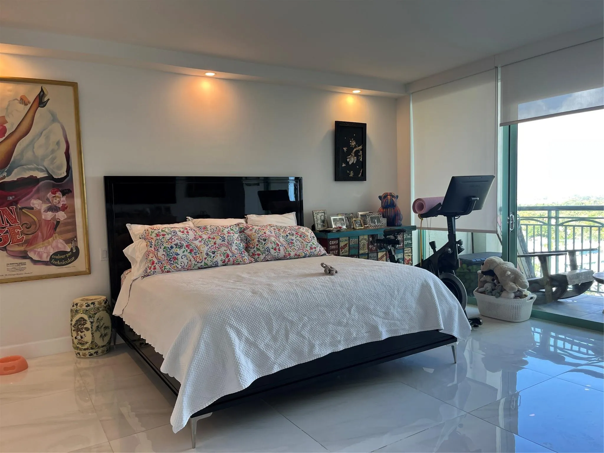 3350 SW 27 Ave, #1207