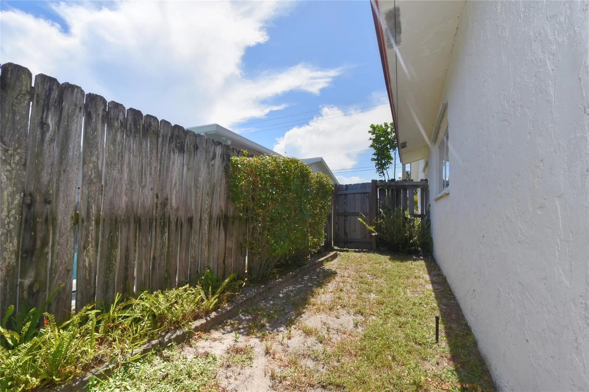 1240 S Cypress Rd
