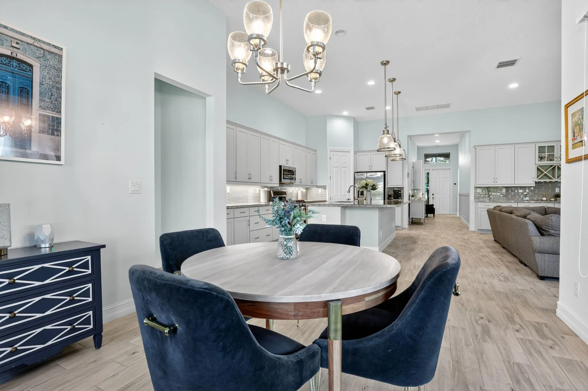 11927 Leon Circle North