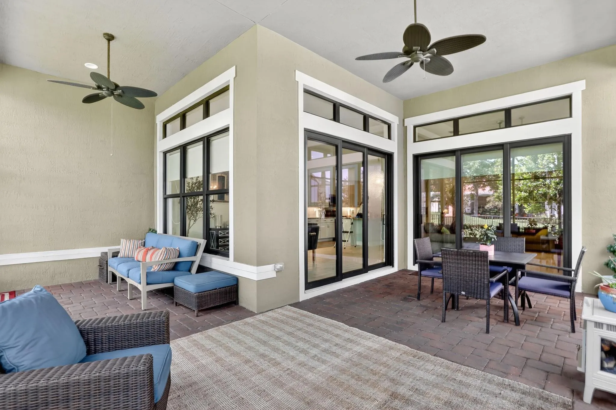 11927 Leon Circle North