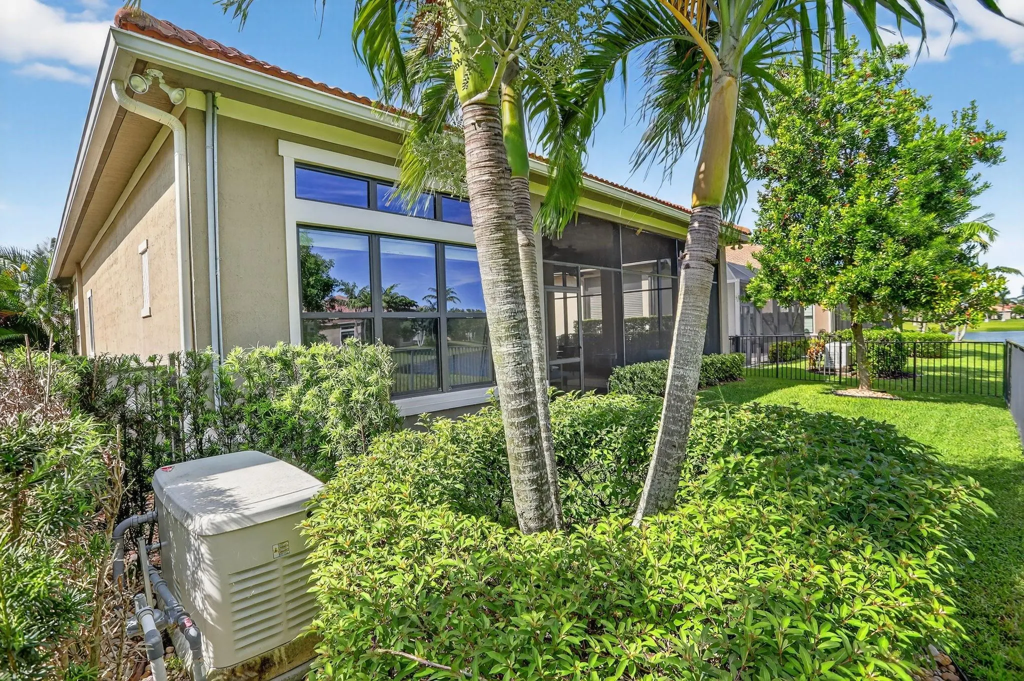 11927 Leon Circle North