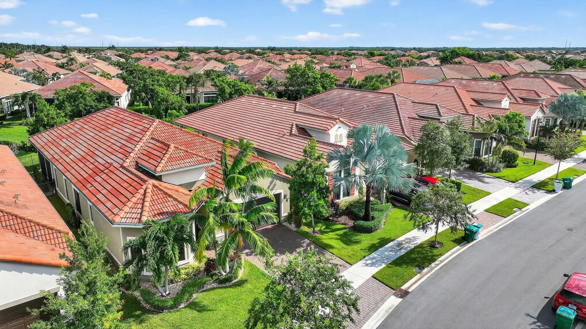 11927 Leon Circle North