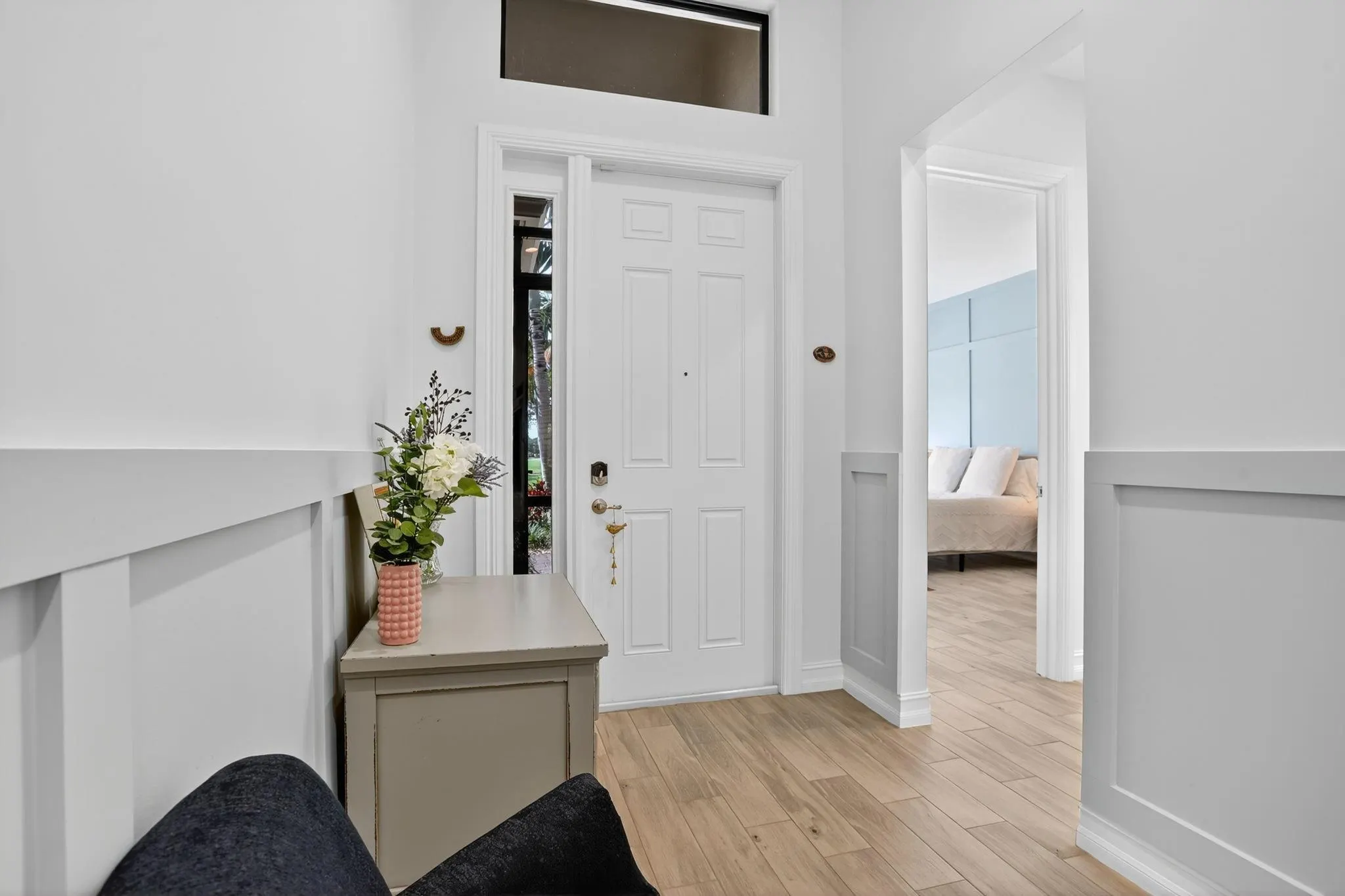 11927 Leon Circle North