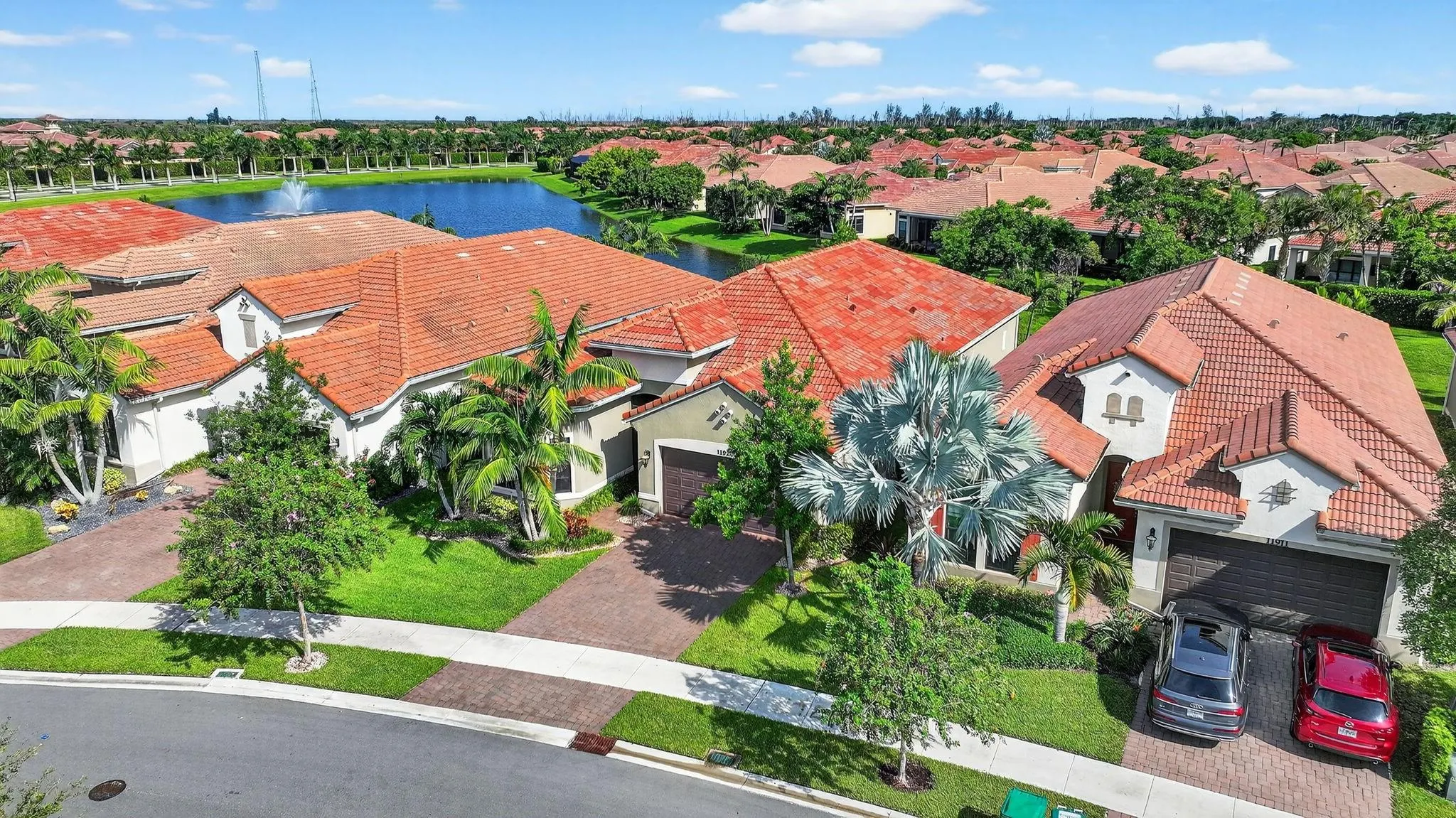 11927 Leon Circle North