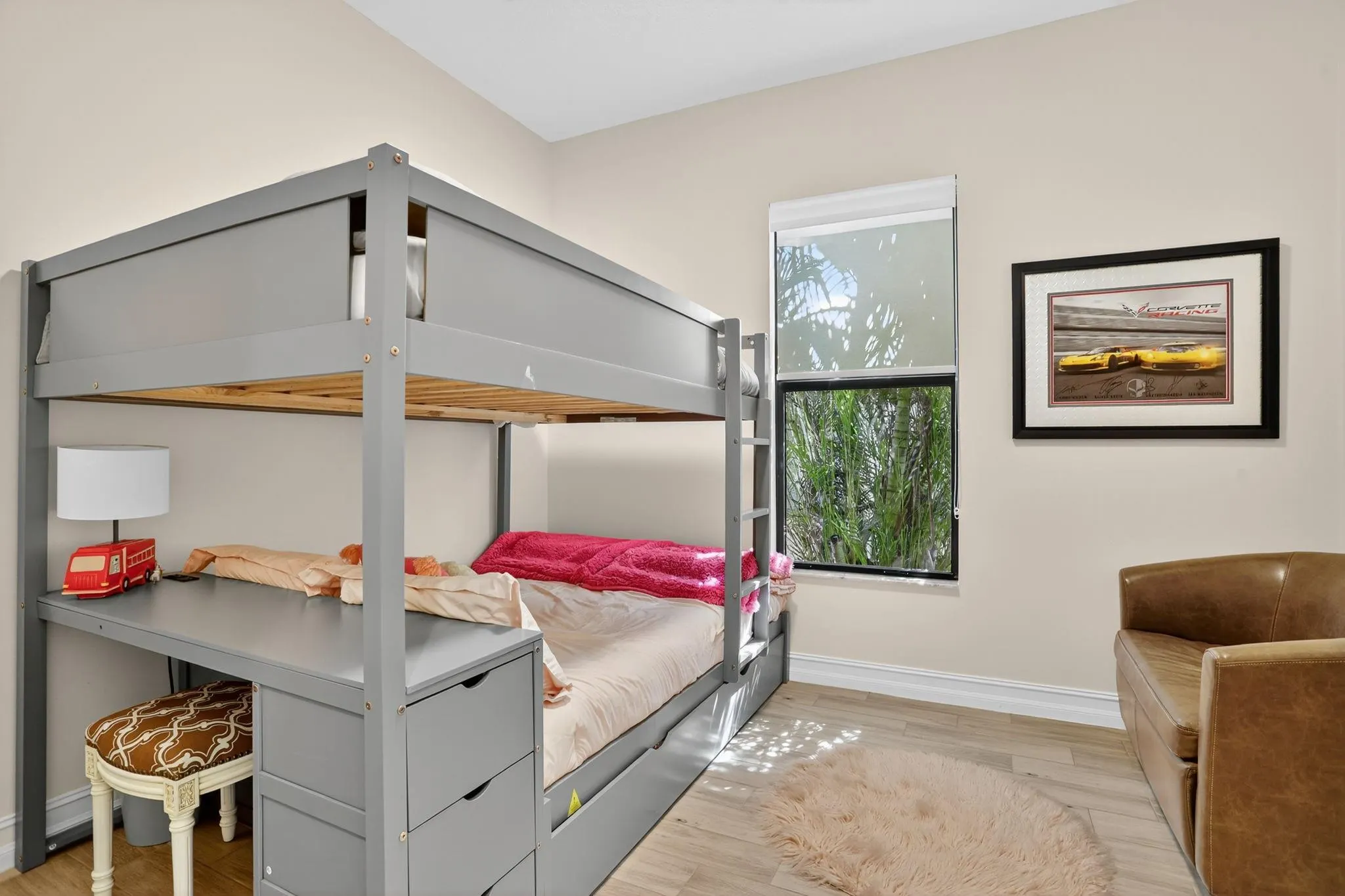 11927 Leon Circle North