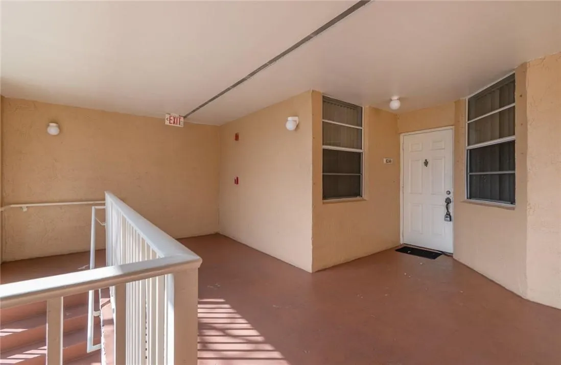 8240 NW 24th St, #8240