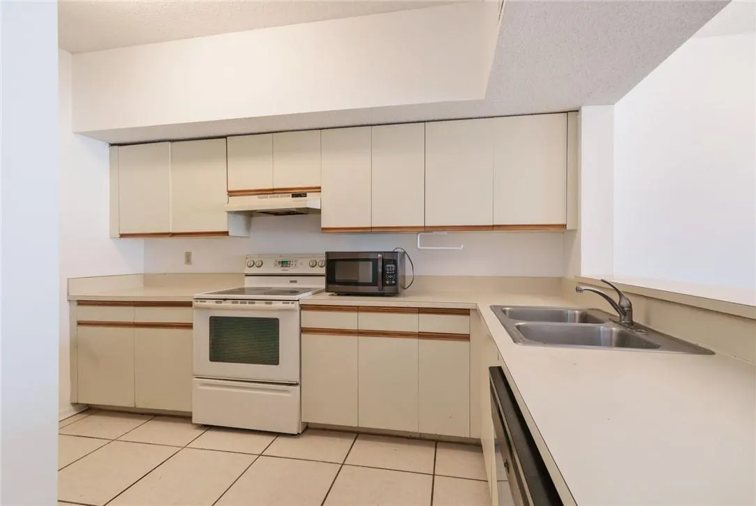 8240 NW 24th St, #8240
