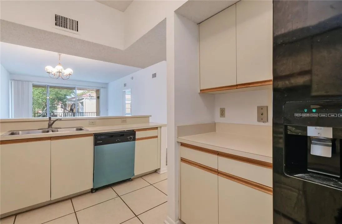 8240 NW 24th St, #8240