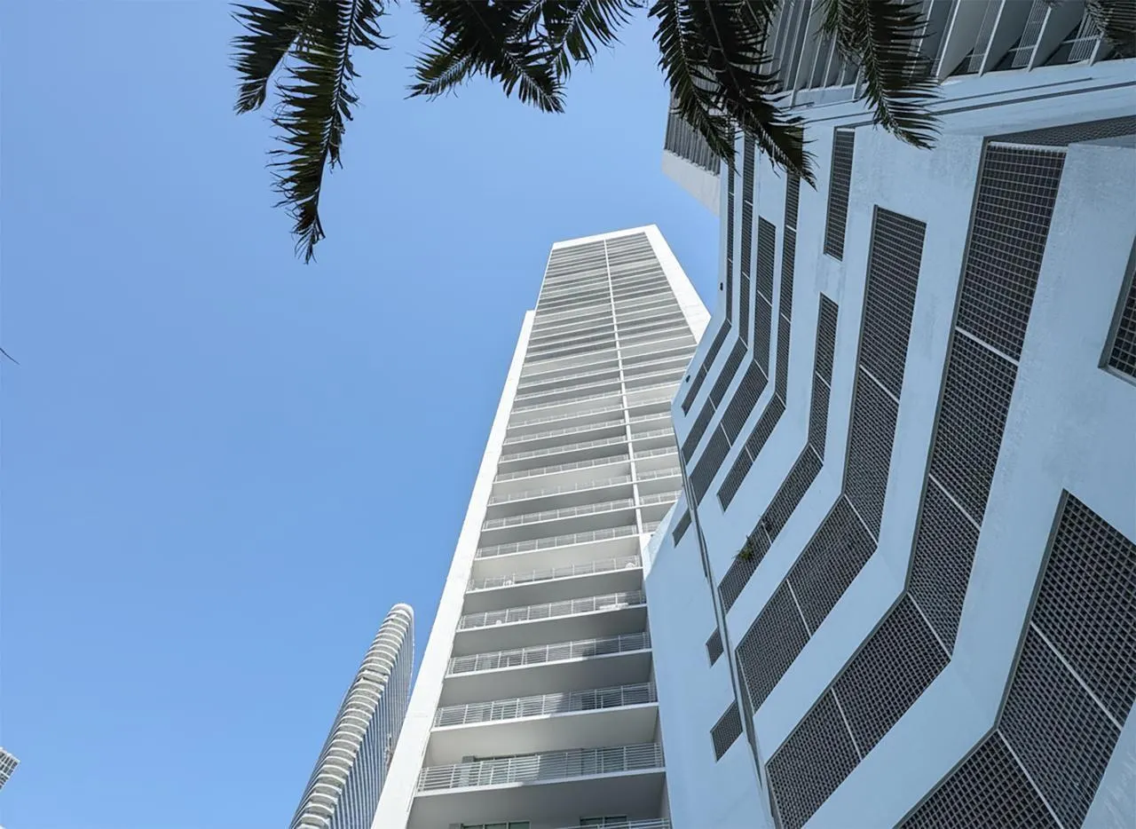 325 S Biscayne Blvd, #LPH18