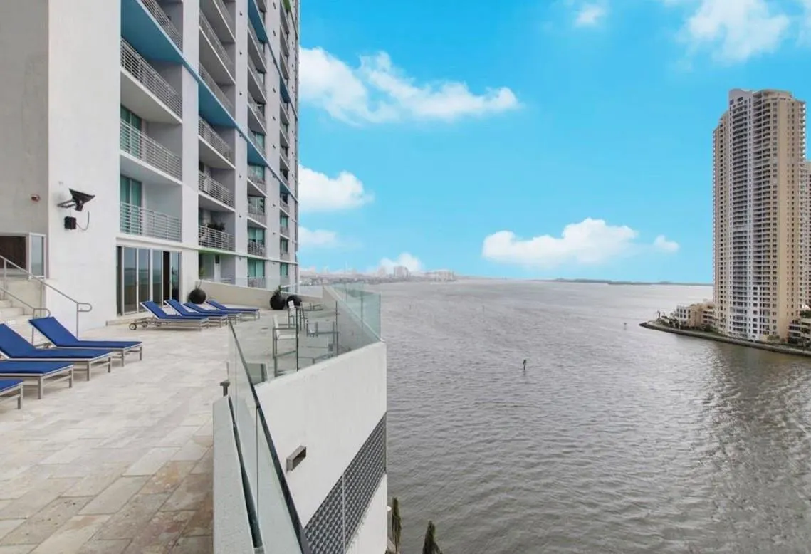 325 S Biscayne Blvd, #LPH18
