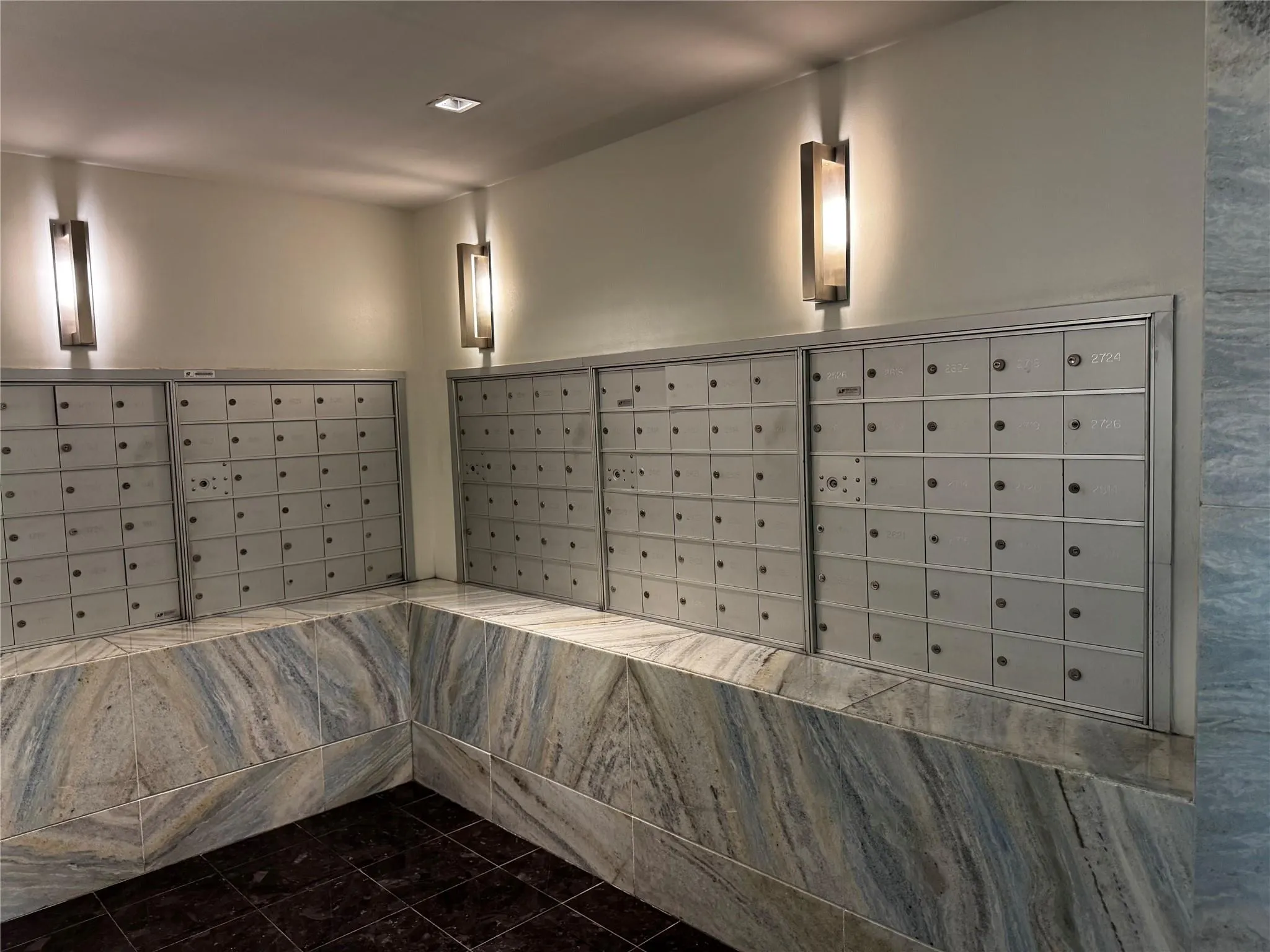 325 S Biscayne Blvd, #LPH18