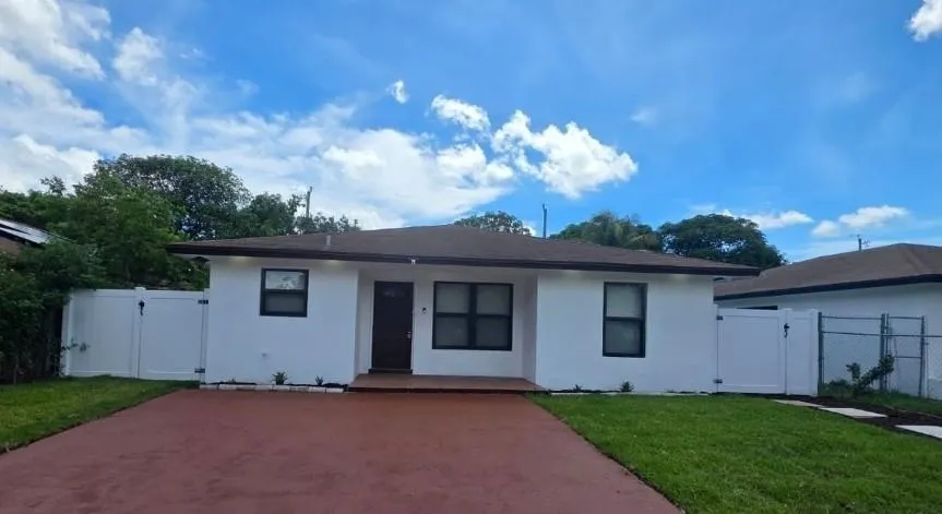 320 Sterling avenue