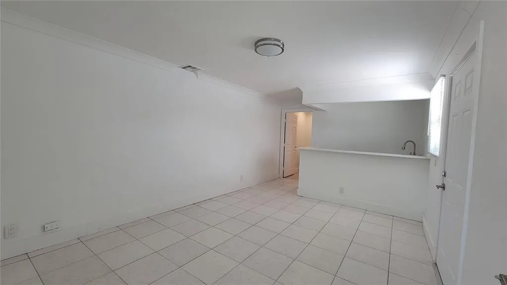 266 NE 42nd St