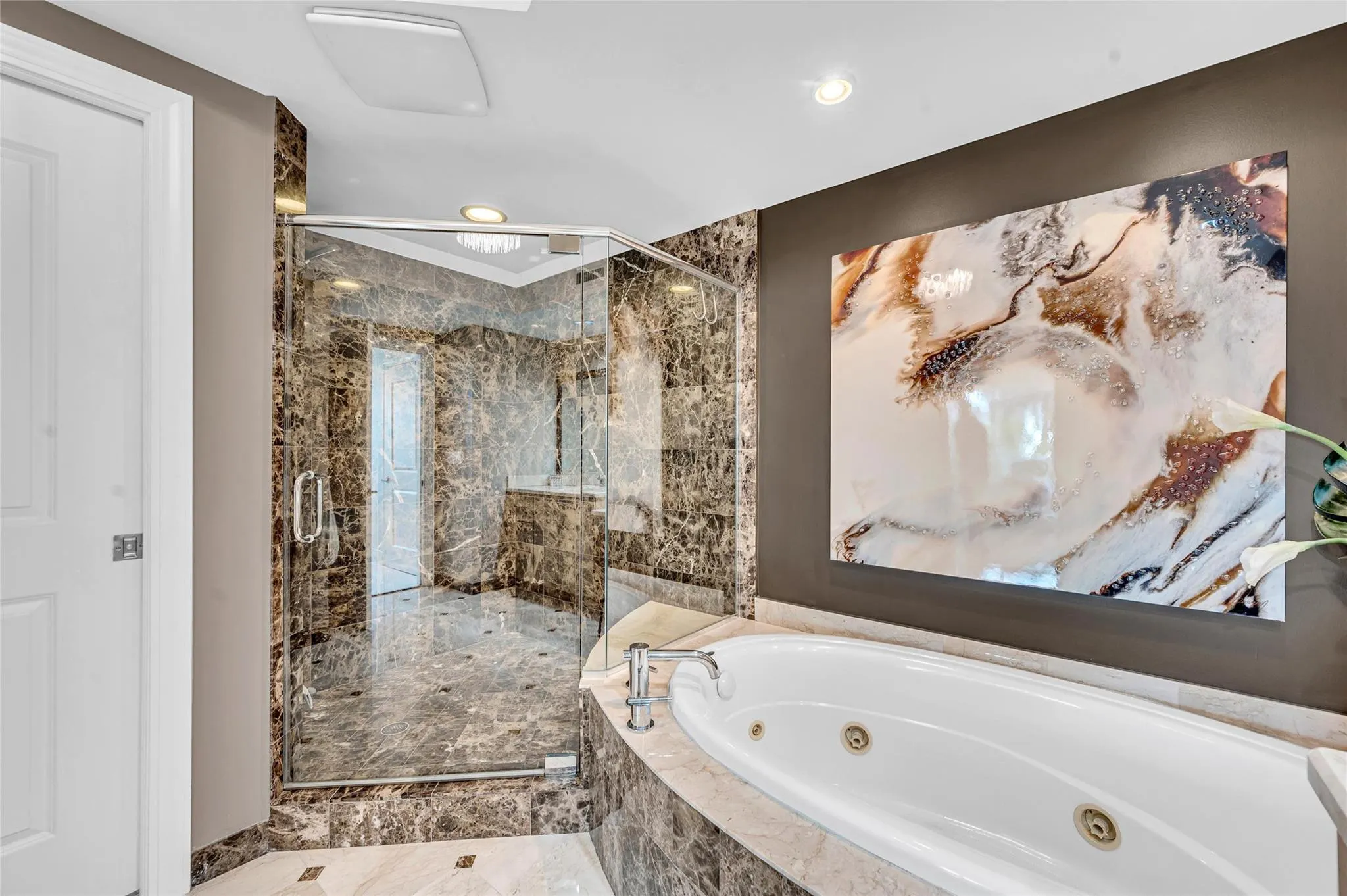 1 N Ocean, #513