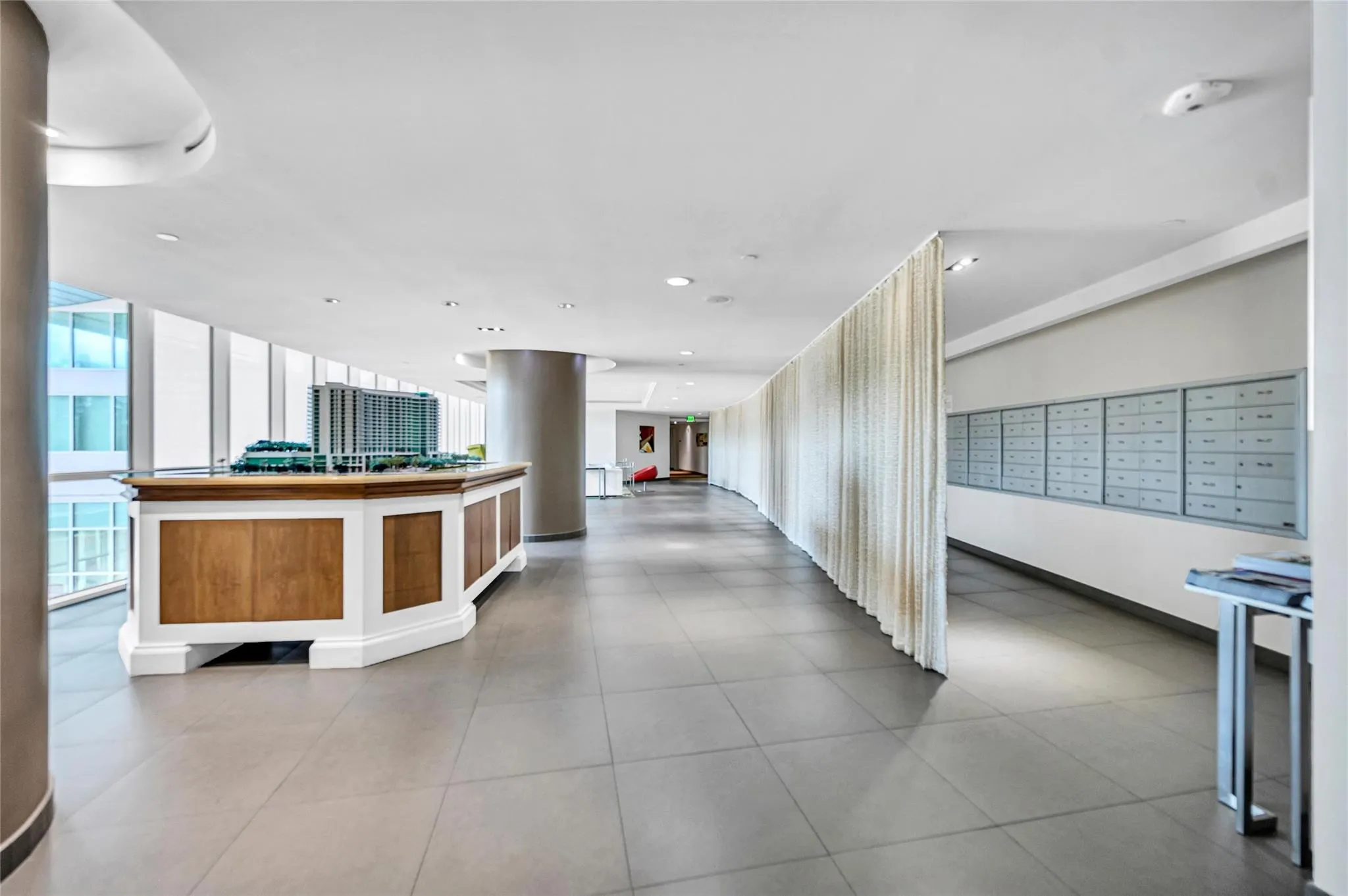 1 N Ocean, #513