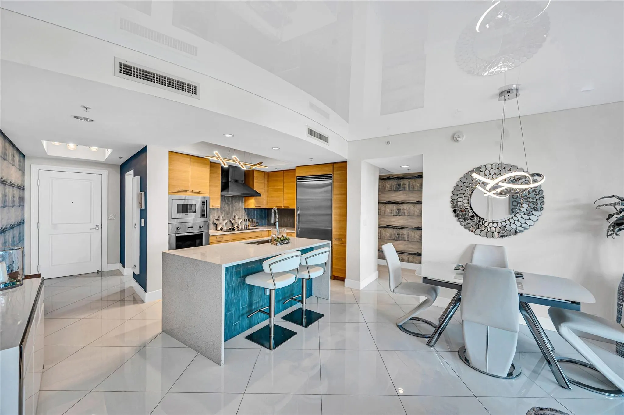 1 N Ocean, #513
