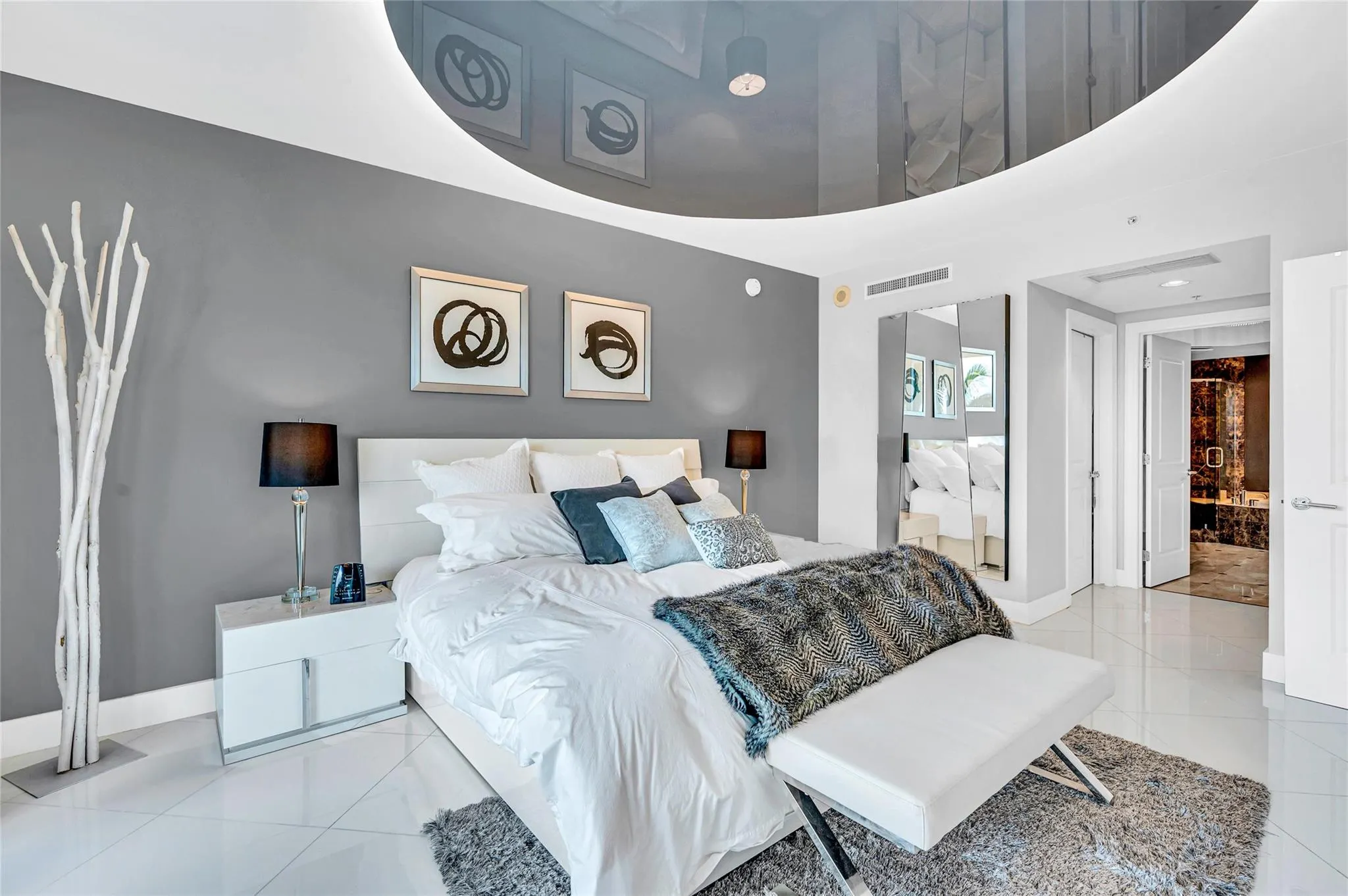 1 N Ocean, #513