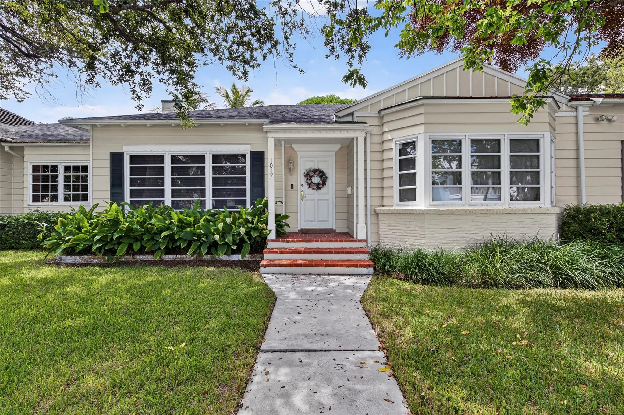 1017 SE 13th Ter