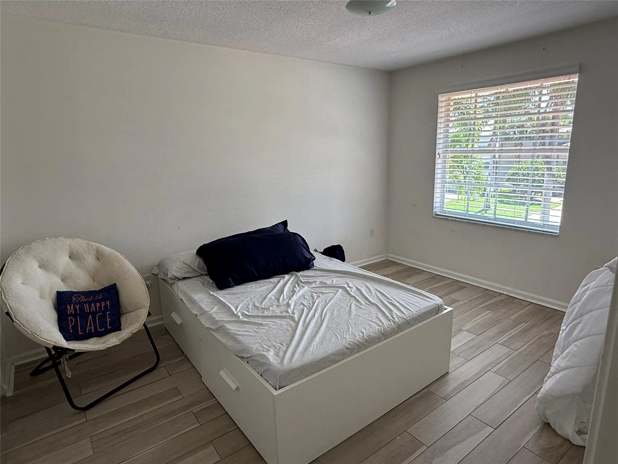 9069 Dupont Place