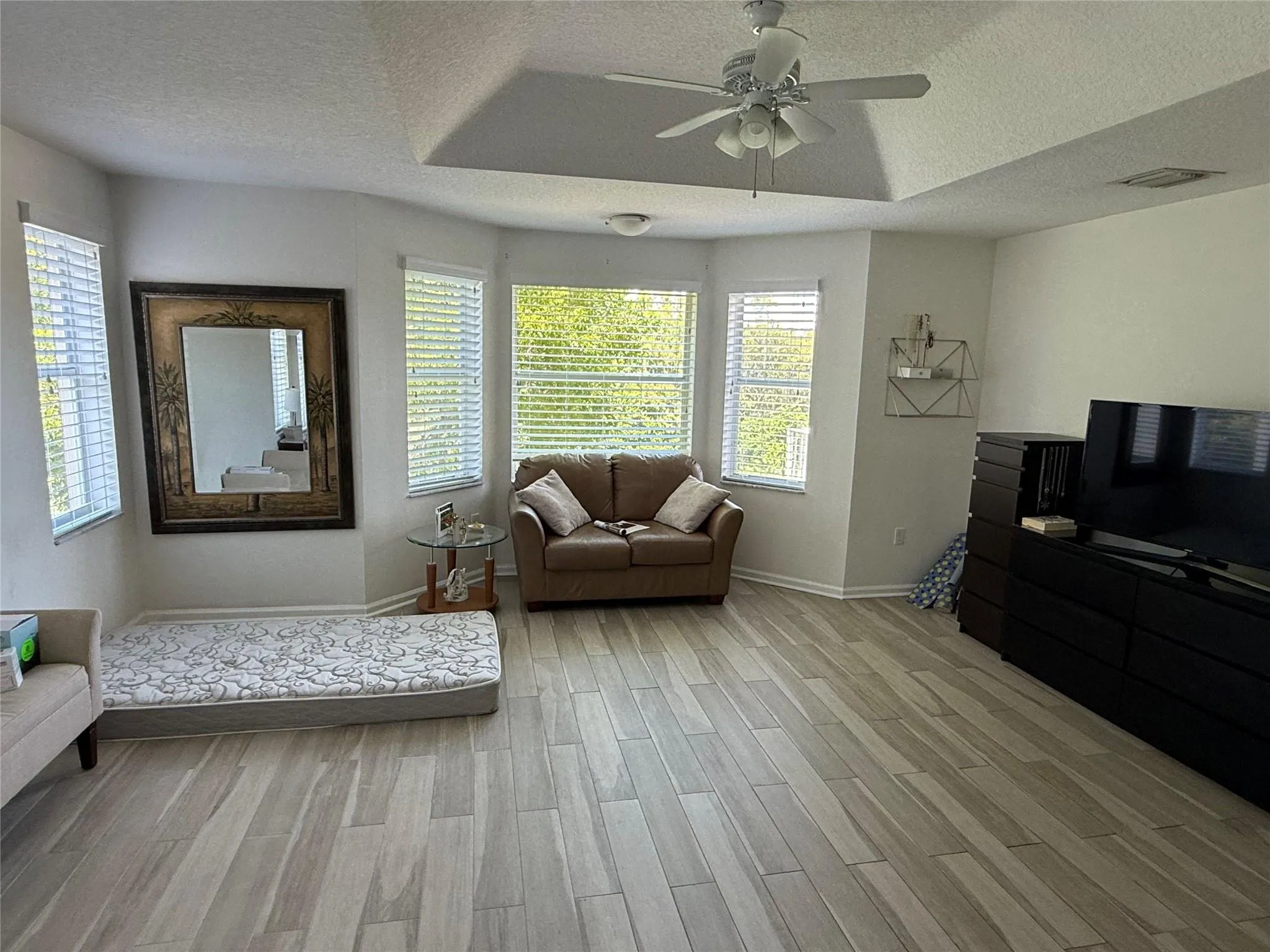 9069 Dupont Place