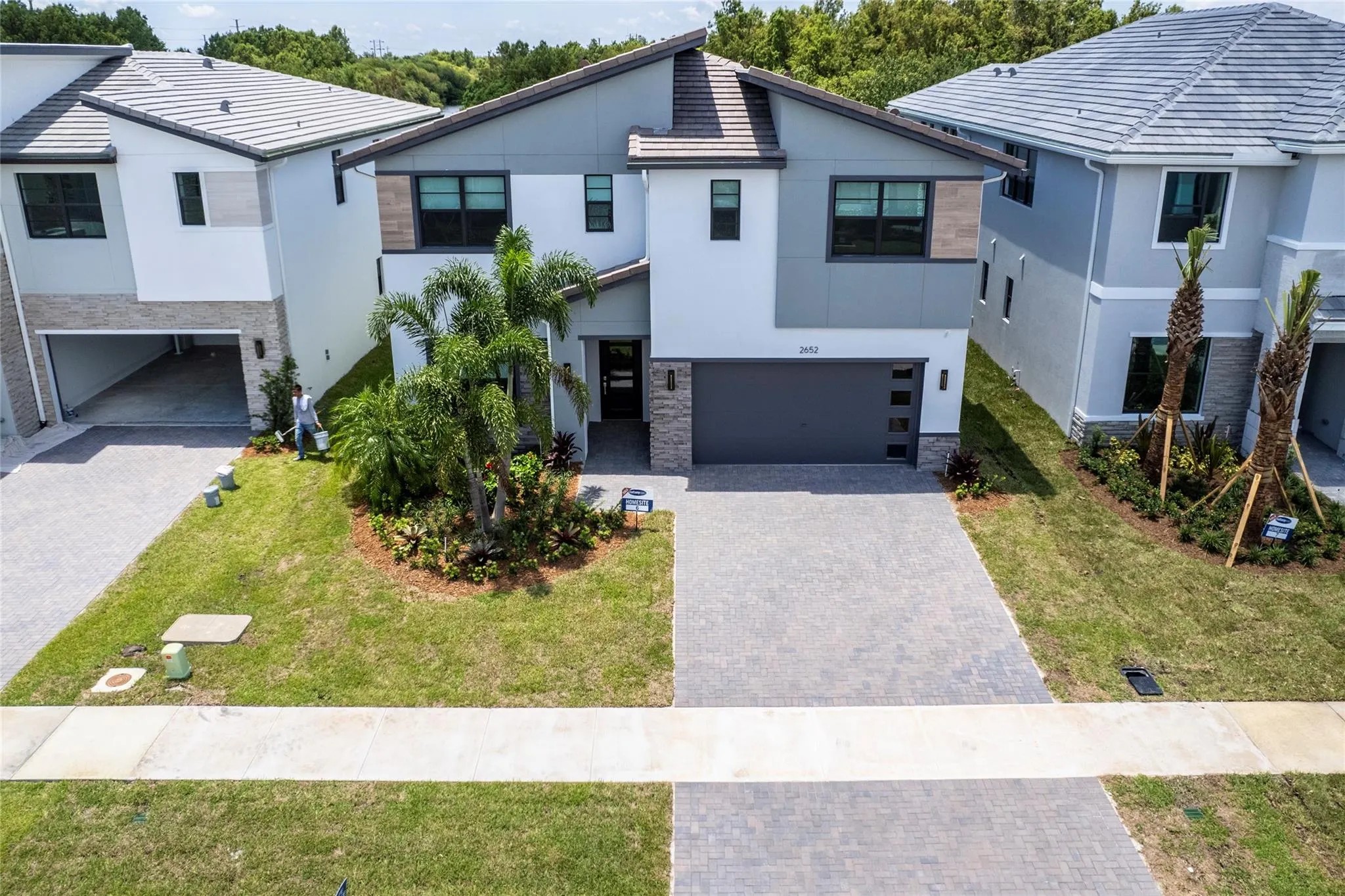 2652 NW 87th Ter