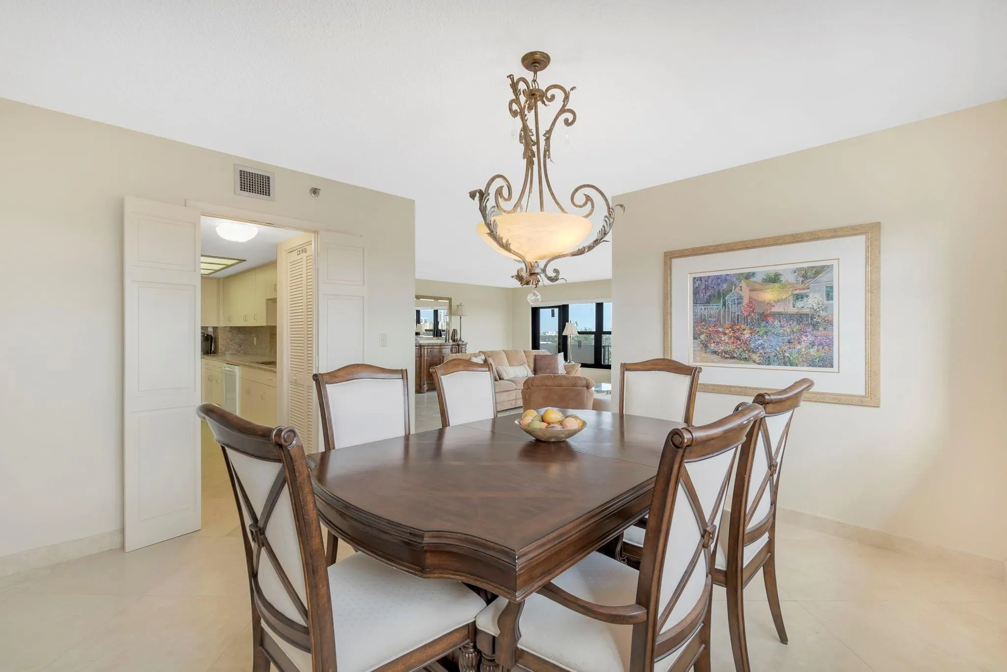 3200 N Port Royale DR N, #1012