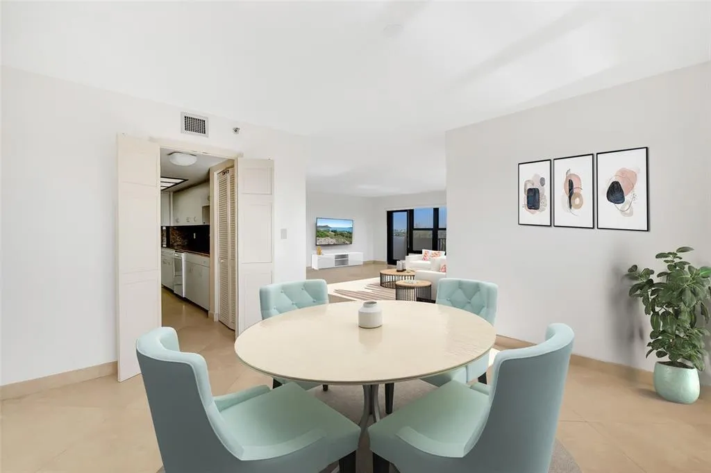 3200 N Port Royale DR N, #1012