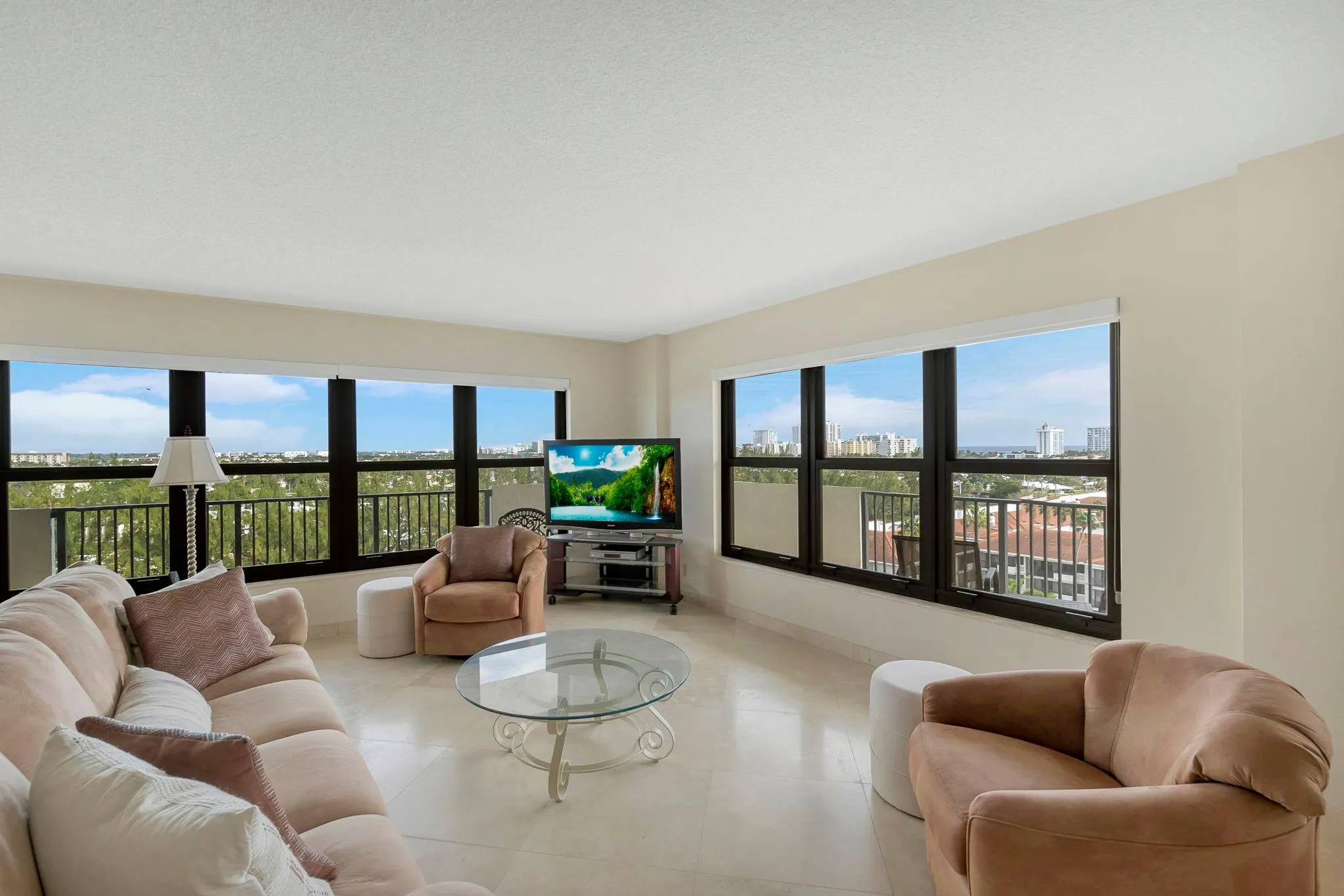 3200 N Port Royale DR N, #1012