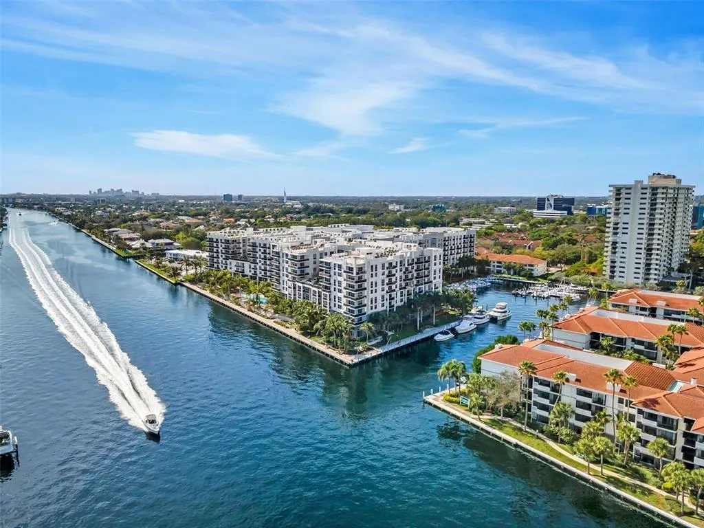3200 N Port Royale DR N, #1012