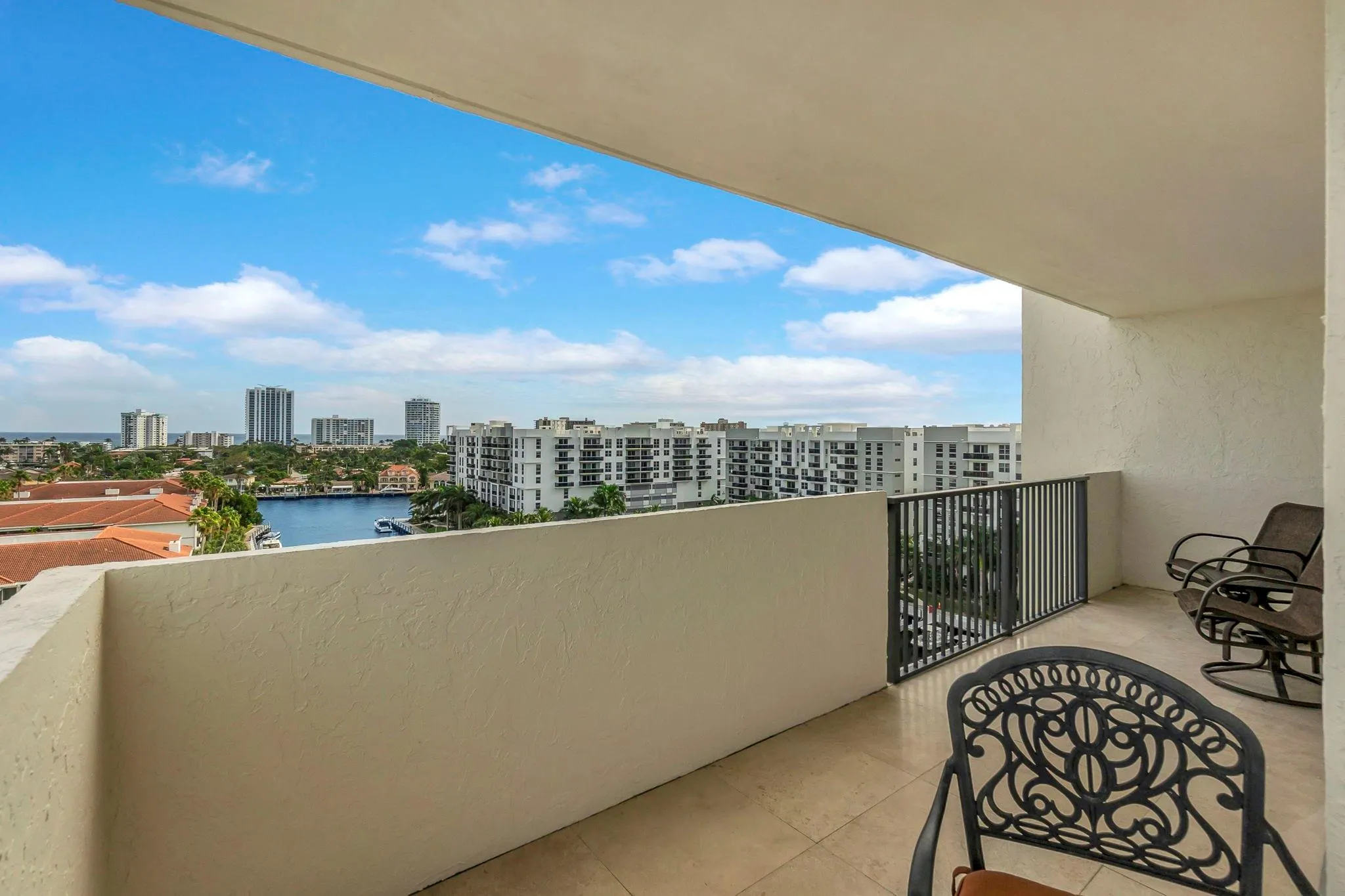 3200 N Port Royale DR N, #1012