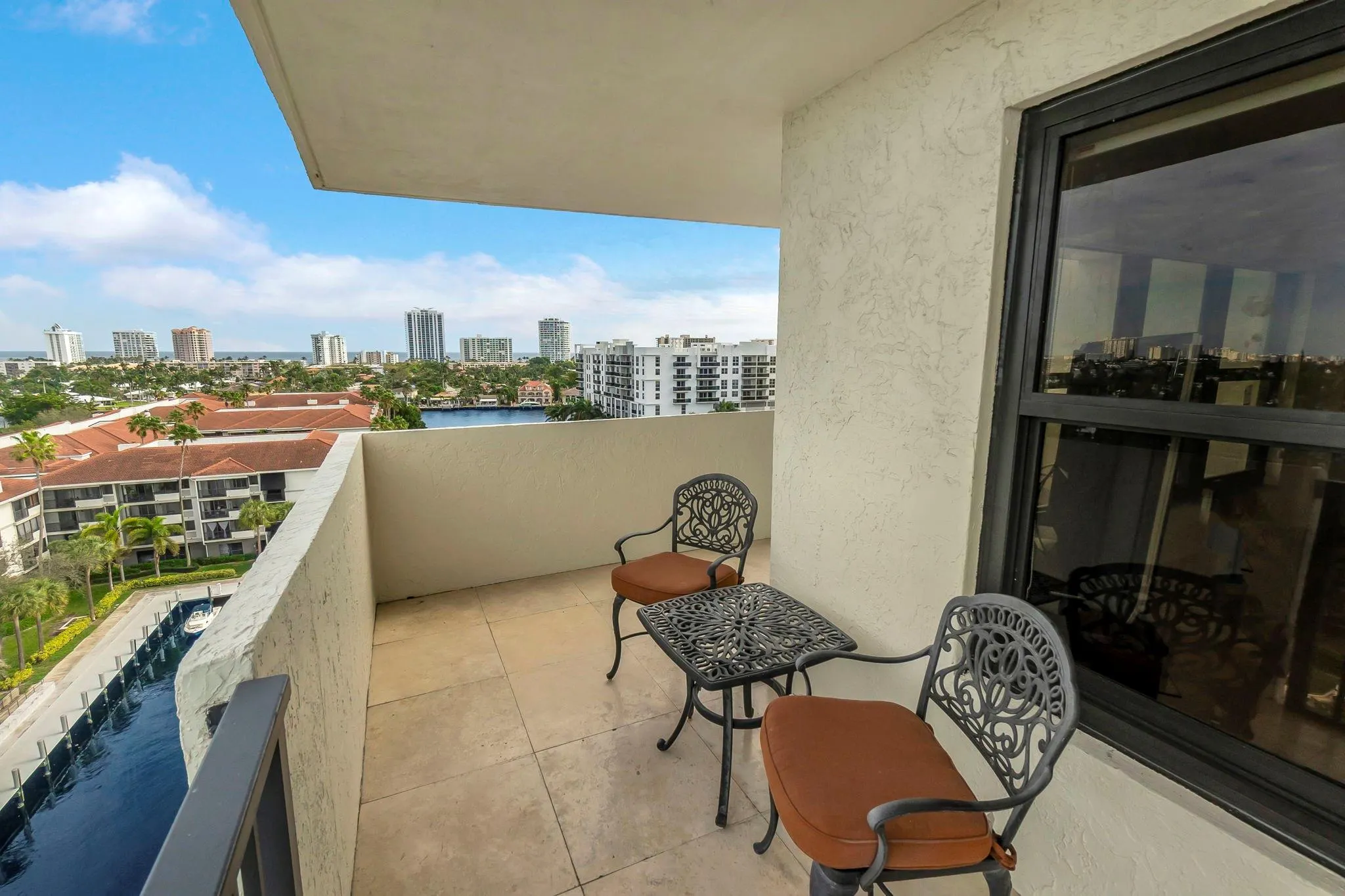 3200 N Port Royale DR N, #1012