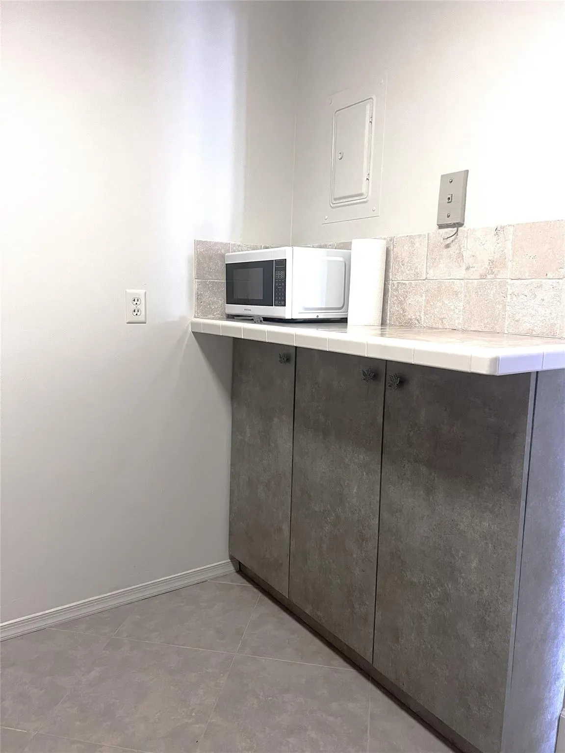 6369 Bay Club Dr, #1