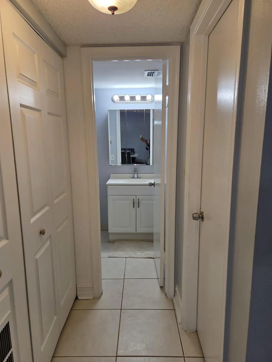 116 Lake Emerald Dr, #109
