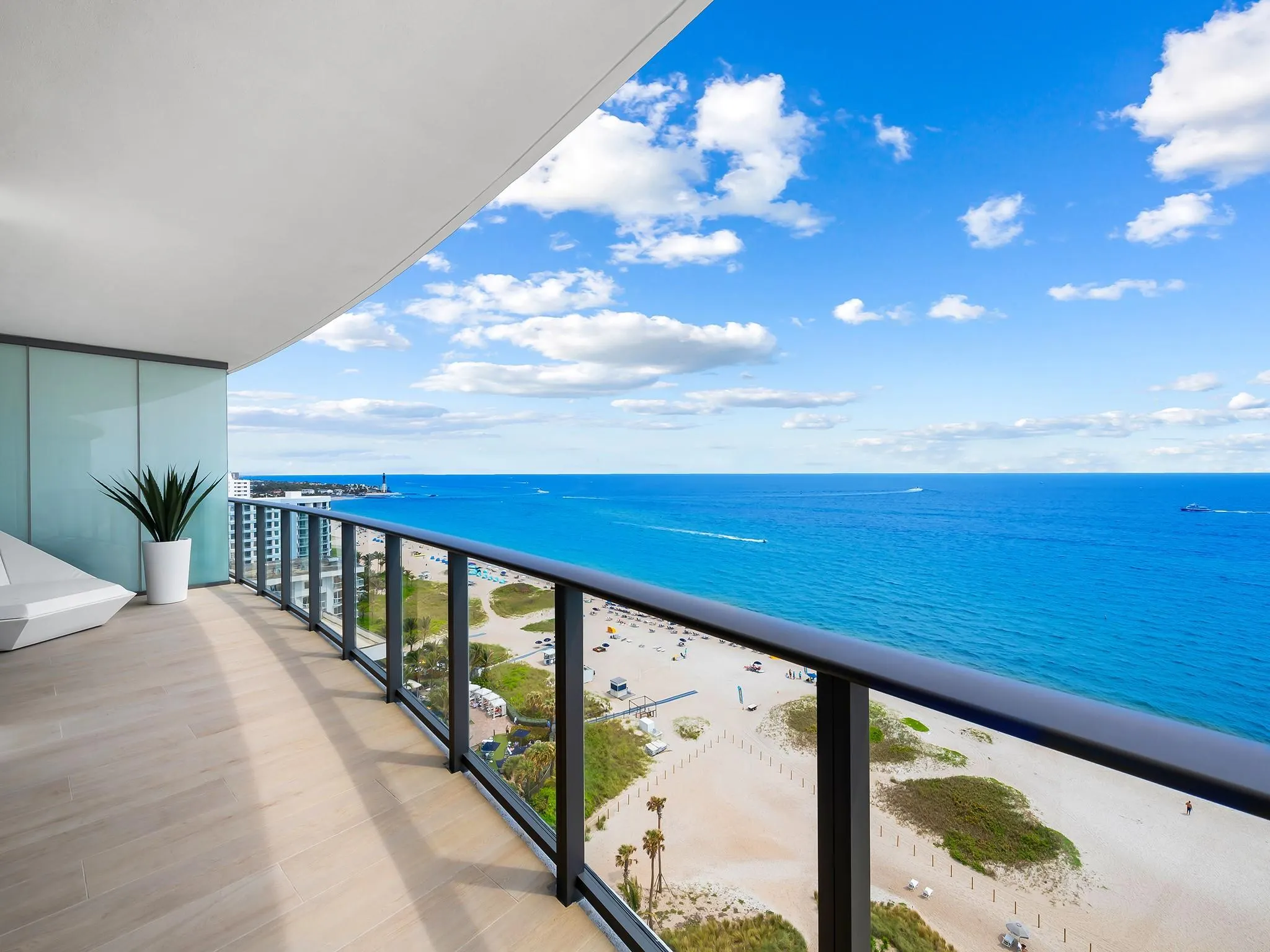 1116 N Ocean Blvd, #1502