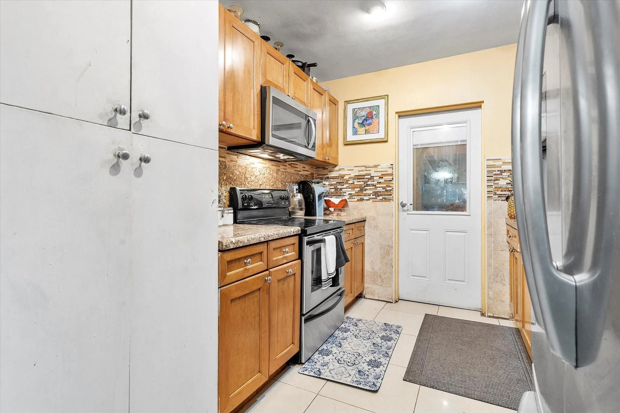 19351 NE 1st Ct